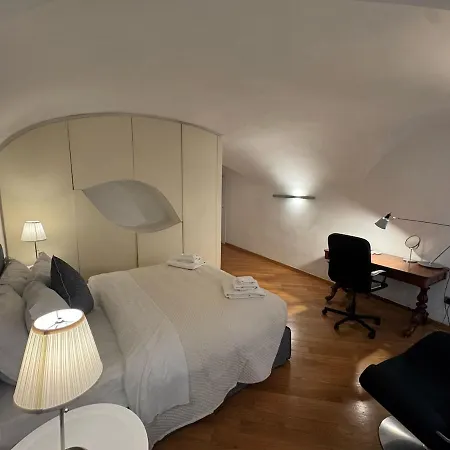 New! Renovated In Ancient Lägenhet *